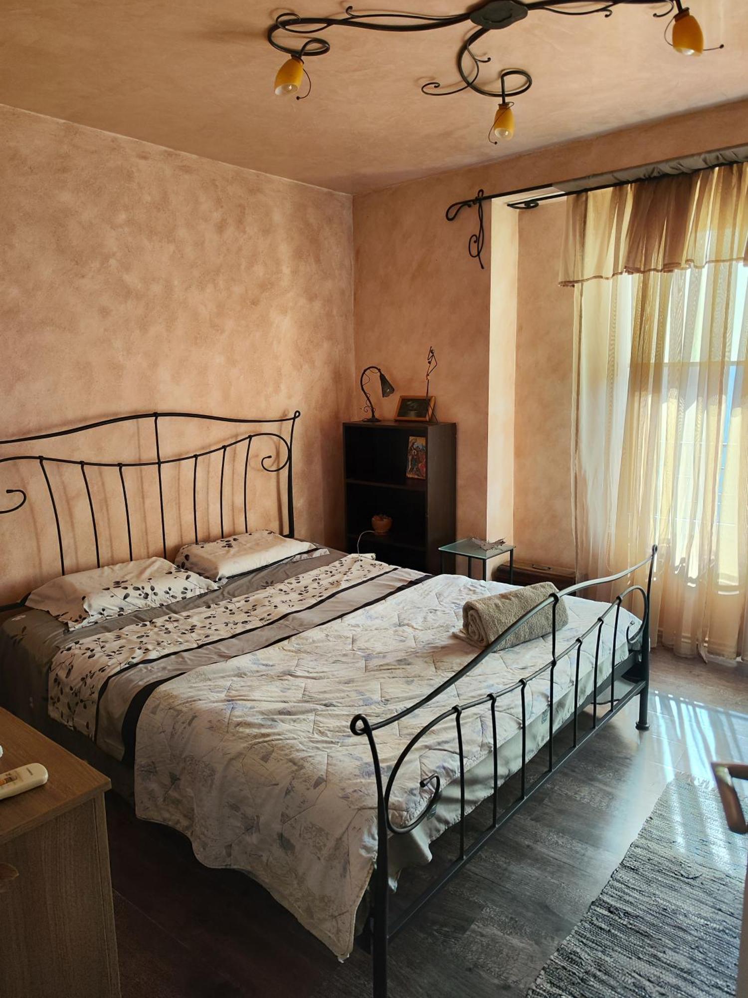 Art Apartment Kiril And Metodi Square Burgas City Exterior foto